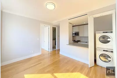 252 W 76th Street #9E, New York, NY 10023 - Photo 1