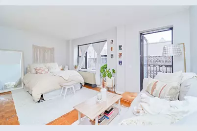 337 W 43rd Street #3D, New York, NY 10036 - Photo 3