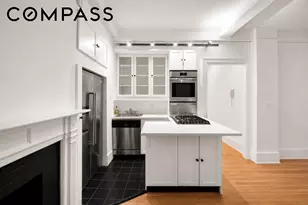 212 E 48th St, New York City, NY 10017 - Photo 11