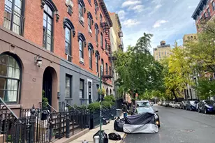 219 E 11th St, New York, NY 10003 - Photo 19