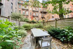 219 E 11th St, New York, NY 10003 - Photo 5