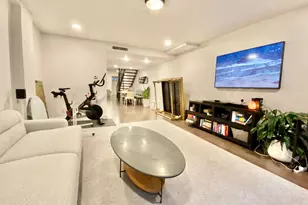219 E 11th St, New York, NY 10003 - Photo 3