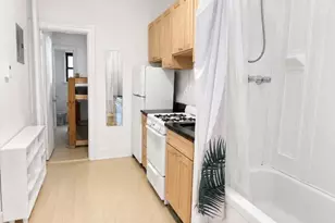 148 Sullivan St, New York, NY 10012 - Photo 5