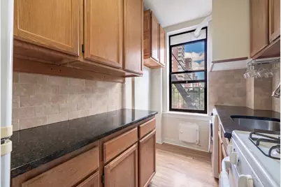 3115 Broadway #Apt 52/53, New York City, NY 10027 - Photo 9