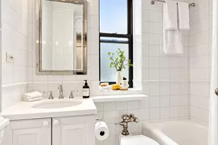 333 E 53rd St, New York City, NY 10022 - Photo 7