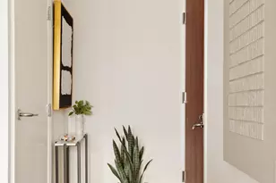 216 E 47th St, New York City, NY 10017 - Photo 9