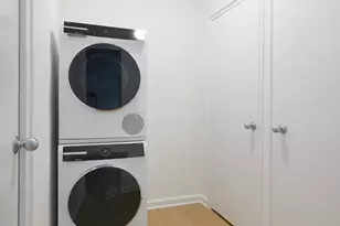 20 E 68th St, New York, NY 10065 - Photo 11