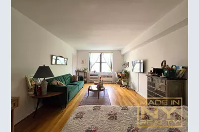 327 W 30th Street #4C, New York City, NY 10001 - Photo 1