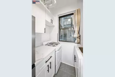 211 E 35th Street #1-M, New York City, NY 10016 - Photo 5