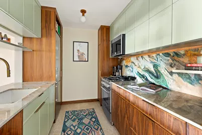 651 Vanderbilt Street #7B, Brooklyn, NY 11218 - Photo 1