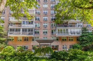 303 W 66th St, New York, NY 10023 - Photo 21