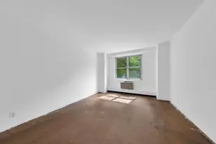 303 W 66th St, New York, NY 10023 - Photo 9