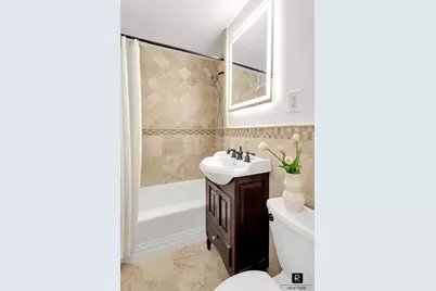 140 E 56th Street #2K, New York, NY 10022 - Photo 7