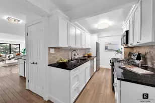140 E 56th St, New York, NY 10022 - Photo 3