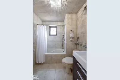 301 E 64th Street #PHA, New York, NY 10065 - Photo 9