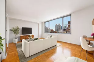500 E 83rd St, New York City, NY 10028 - Photo 3