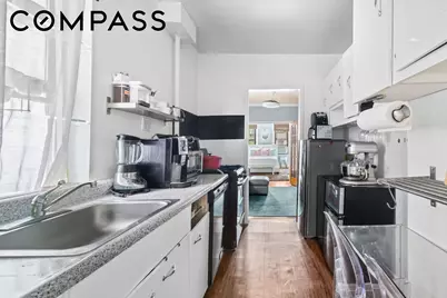 220 E 82nd Street #4FW, New York, NY 10028 - Photo 5