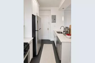 425 Riverside Drive #8F, New York City, NY 10025 - Photo 3