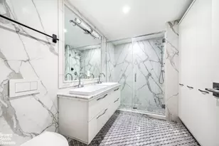 333 E 82nd St, New York, NY 10028 - Photo 9