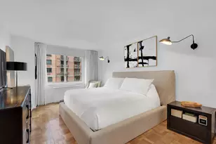 201 E 25th St, New York City, NY 10010 - Photo 5