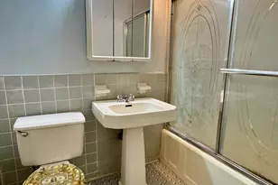 209 Clinton Ave, New York City, NY 11205 - Photo 7