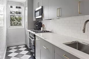 63 E 9th St, New York City, NY 10003 - Photo 7