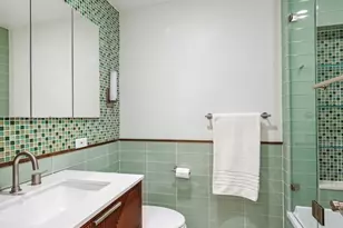 200 E End Ave, New York City, NY 10128 - Photo 5