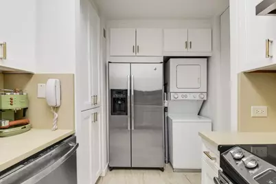 641 Fifth Avenue #29C, New York City, NY 10022 - Photo 9