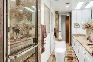 641 5th Ave, New York City, NY 10022 - Photo 11