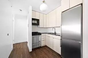 353 E 72nd St, New York City, NY 10021 - Photo 3