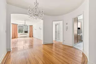 310 W 55th St, New York City, NY 10019 - Photo 1