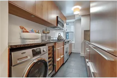 170 E 77th Street #2B, New York City, NY 10075 - Photo 5