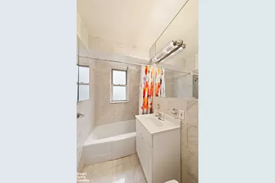 136 E 56th Street #12B, New York, NY 10022 - Photo 7