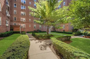 5650 Netherland Ave, New York City, NY 10471 - Photo 19