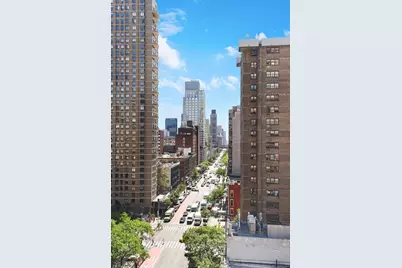 360 E 72nd Street #B1409, New York City, NY 10021 - Photo 5
