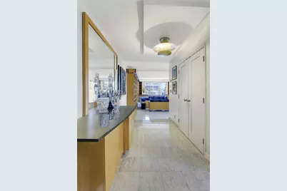 360 E 72nd Street #B1409, New York City, NY 10021 - Photo 7
