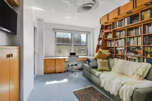 360 E 72nd St, New York City, NY 10021 - Photo 11