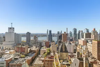322 W 57th Street #38D1, New York City, NY 10019 - Photo 9
