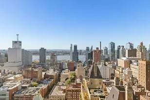 322 W 57th St, New York City, NY 10019 - Photo 9