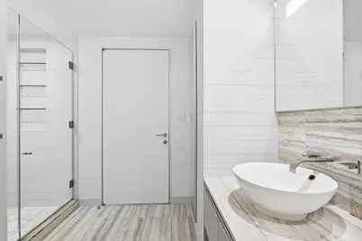 322 W 57th Street #38D1, New York City, NY 10019 - Photo 5