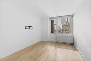 322 W 57th St, New York City, NY 10019 - Photo 7