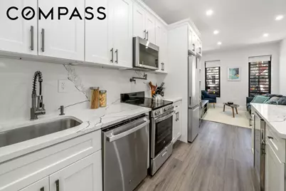 30 Marconi Place, New York City, NY 11233 - Photo 3