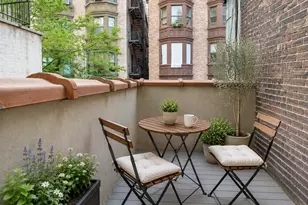 257 W 91st St, New York City, NY 10024 - Photo 1