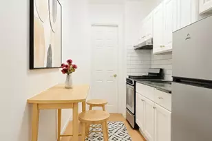 257 W 91st St, New York, NY 10024 - Photo 3