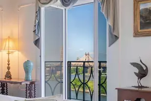 1 Beekman Pl, New York City, NY 10022 - Photo 5