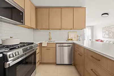 415 Beverly Road #6E, Brooklyn, NY 11218 - Photo 7