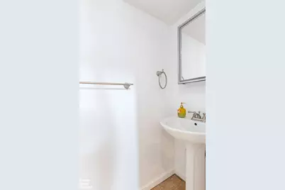 5637 Delafield Avenue, New York City, NY 10471 - Photo 9