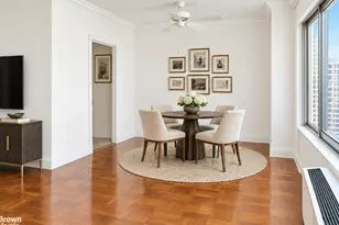 300 E 74th St, New York City, NY 10021 - Photo 9