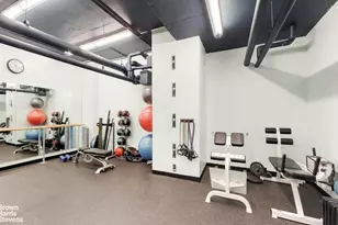 300 E 74th St, New York City, NY 10021 - Photo 29