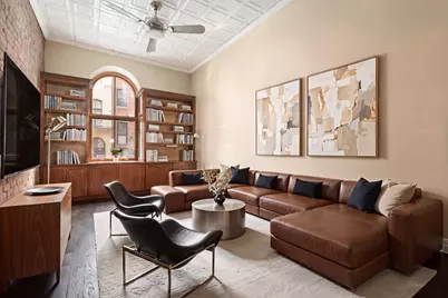 215 E 17th Street #2, New York, NY 10003 - Photo 1